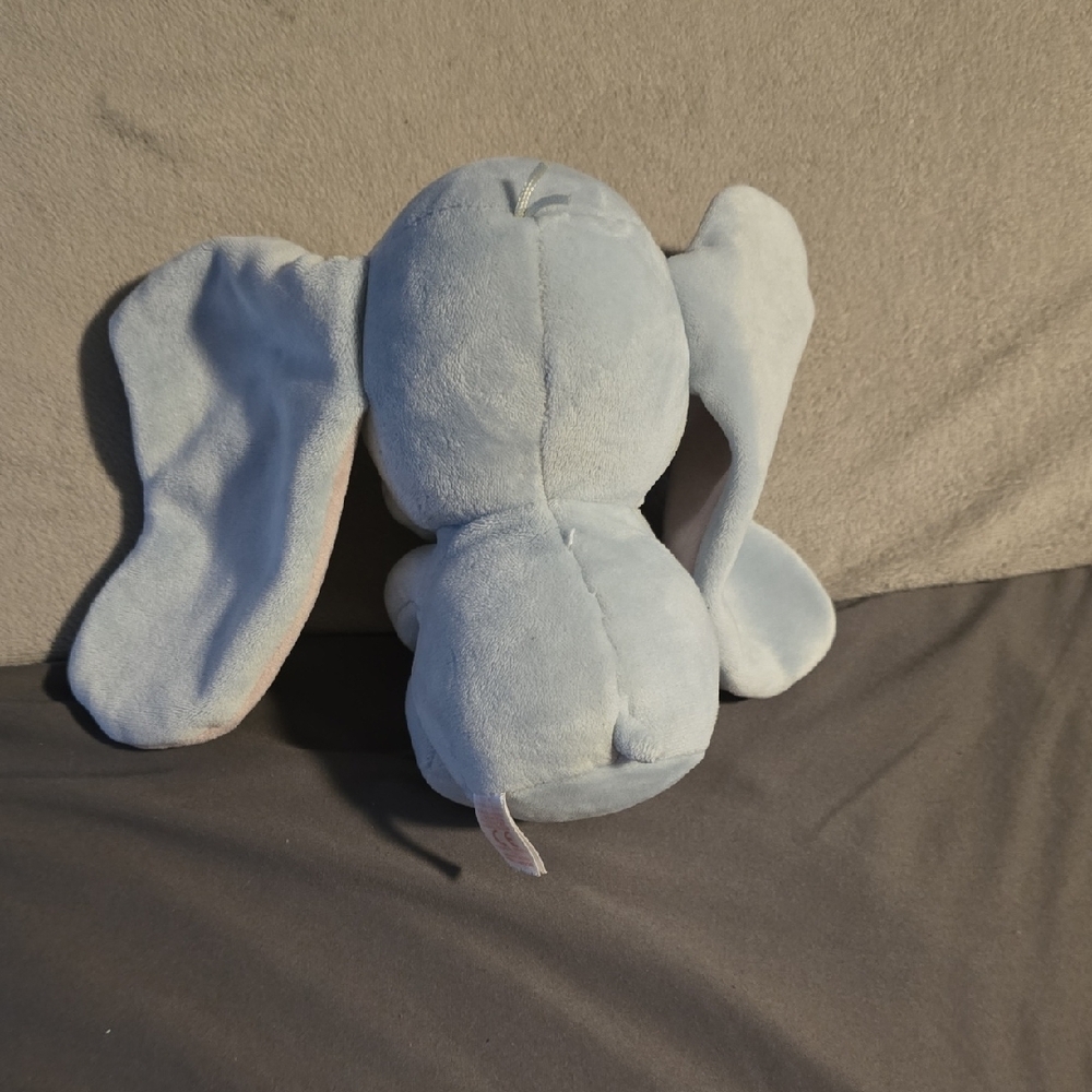Disney Dumbo Plush with Soft Blue - Picture 2 of 3